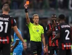 开云体育在线-尤文横扫曼联，莫德里奇点燃赛场