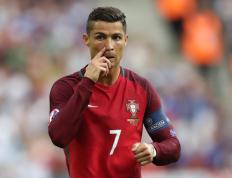 开云官方app入口-美加墨世界杯之夜，伦纳德攻防两端的绝对统治