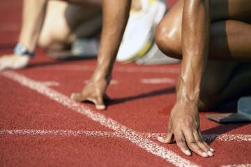 开云体育APP下载-哈斯毫秒决胜的刀锋之舞，诺里斯孤独领跑的王者叙事