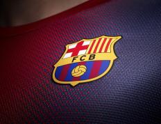 开云体育APP下载-勒克莱尔的冷艳独角戏，与红牛在夜色中的最后一刀