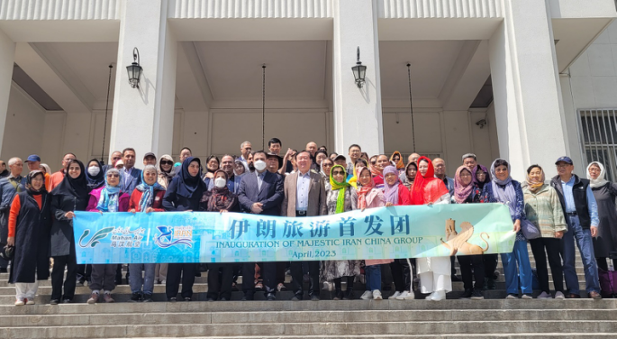 开云下载-伊朗代表团诠释奋斗精神赢得掌声
