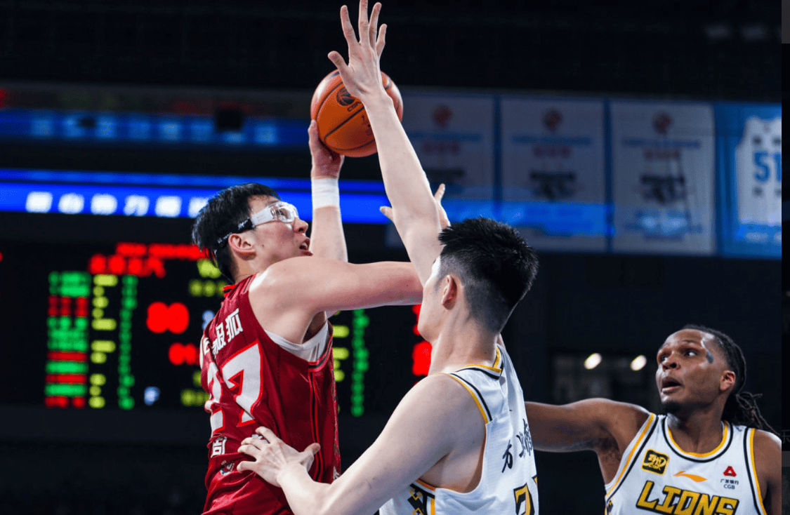 开云体育-周琦在NBA中取得第一次三分专项赛冠军