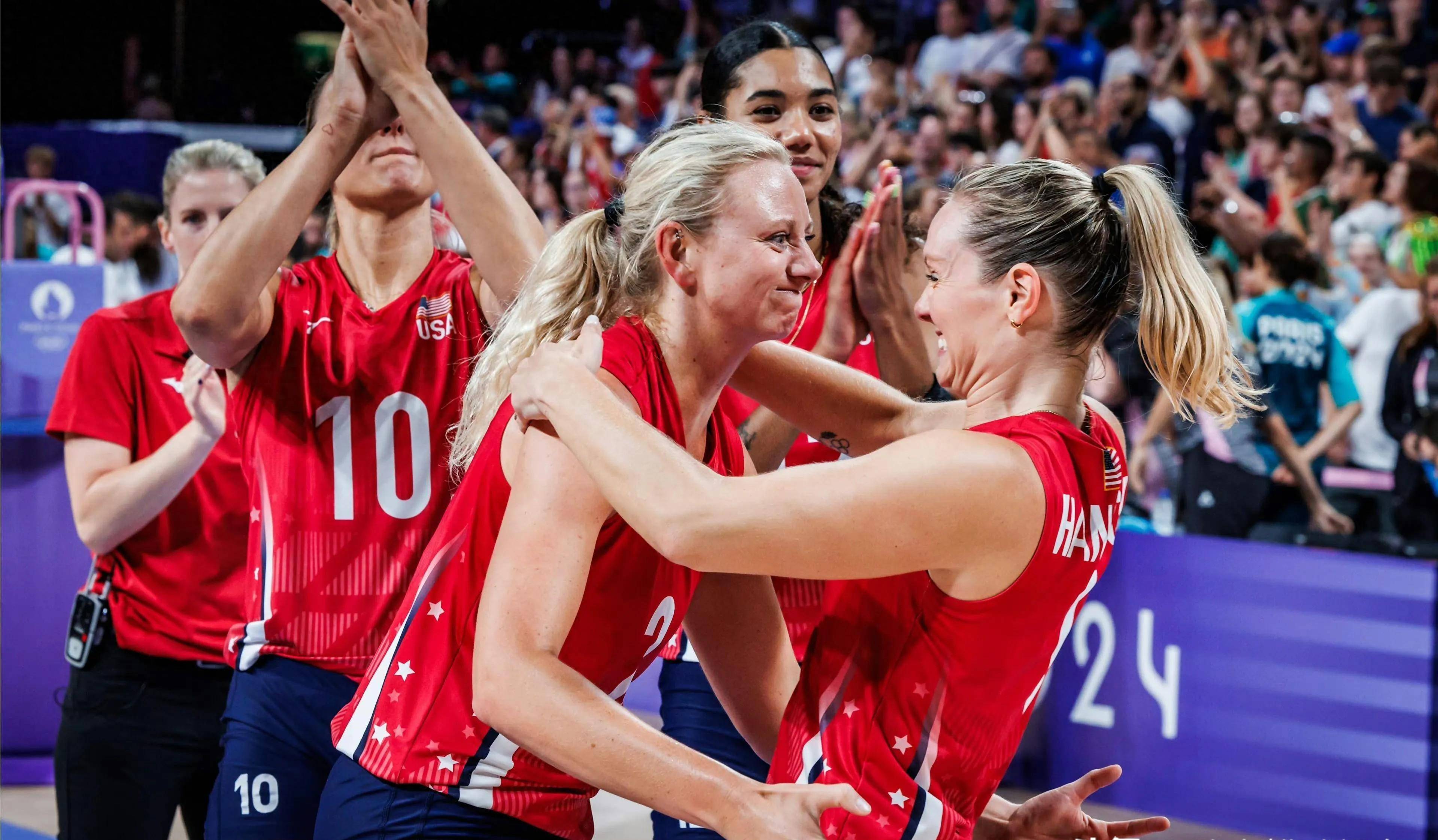 开云体育中国-赛事临近收官，各队争夺前四席位激烈的简单介绍