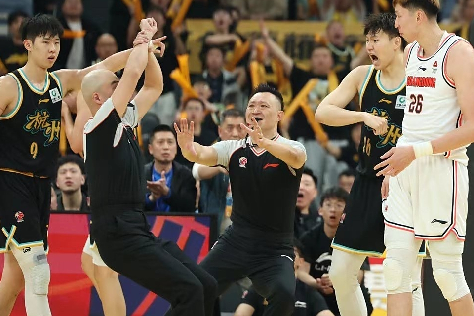 开云体育在线-关于华沙军团连胜两场，排名直线上升晋级比赛的信息