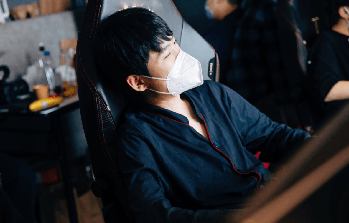 开云体育官网-SHR绝杀FPX，Canyon拿下关键大龙宿命之战全球总决赛，引爆全场热议的简单介绍