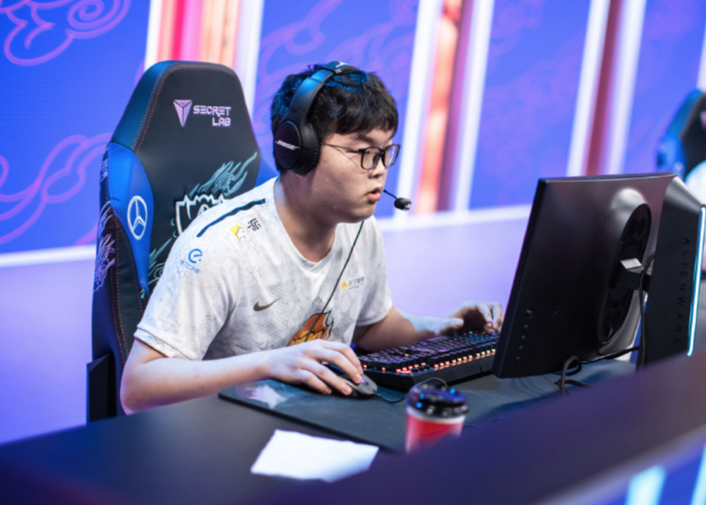 开云体育入口-关于V5险胜FLY,Meiko线上压制力十足焦点之战淘汰赛,留下经典瞬间的信息