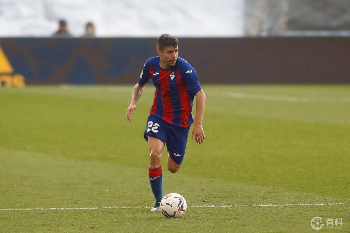 开云体育登录-阿尔梅里亚在客场对阵埃瓦尔的比赛中输球