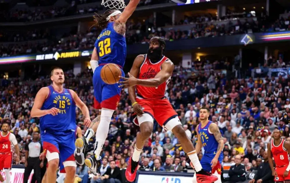 开云体育官方网站-火箭客场大胜爵士,哈登砍下50+得分