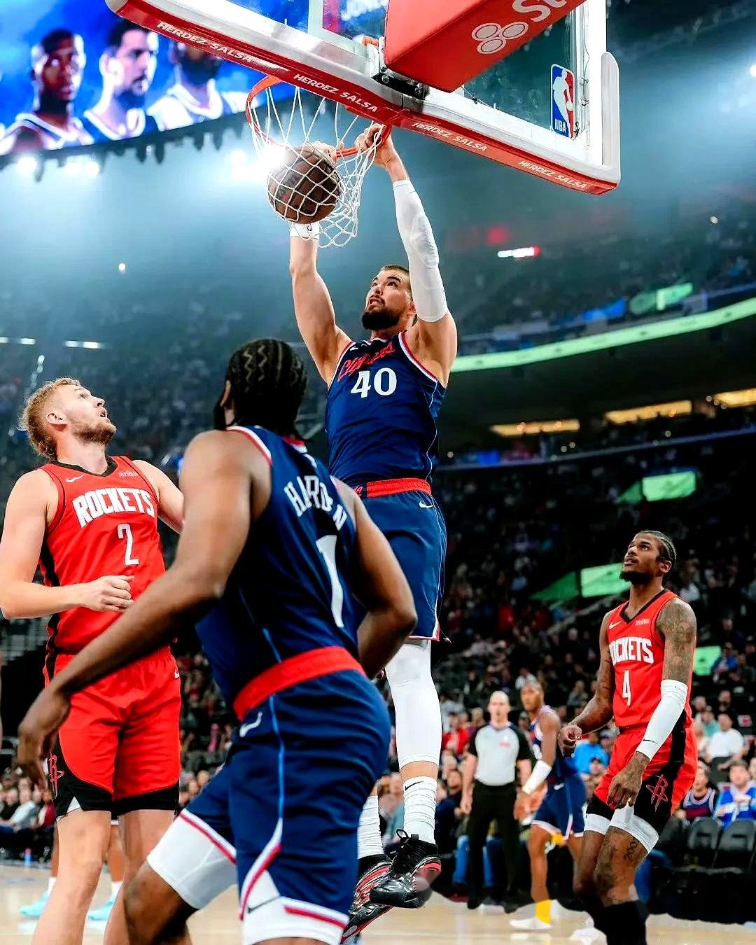 开云体育下载-火箭不敌快船，遭遇首场败绩