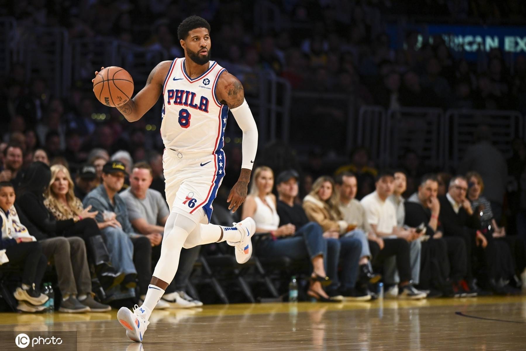 开云官方app入口-NBA赛季：猛龙队引进乔治，冲击下赛季总冠军