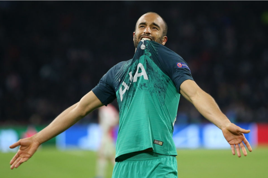 开云体育app-阿贾克斯大捷晋级，梦想成真